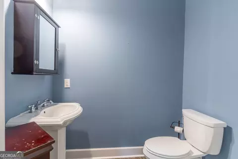 Bath - 1631 Red Cedar Rd, Commerce, GA 30530 photo 7 of 7