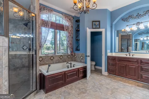 Bath - 1631 Red Cedar Rd, Commerce, GA 30530 photo 2 of 7