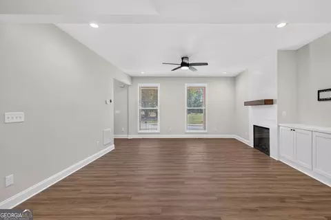 125 E 5th St, Monroe, GA 30655 photo 9
