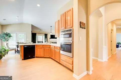 Entry Way - 4903 Eagles Ridge Loop, Lithonia, GA 30038 photo 6 of 7