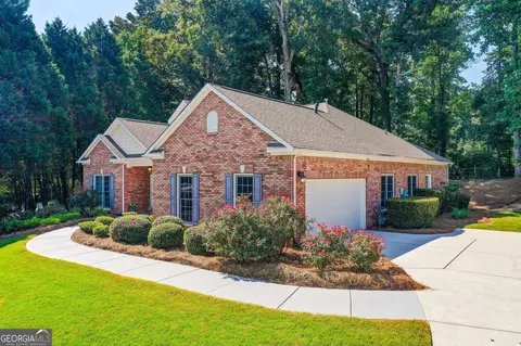 Exterior - 4903 Eagles Ridge Loop, Lithonia, GA 30038 photo 5 of 5