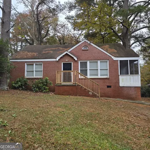 1197 Lake Dr, Jonesboro, GA 30236