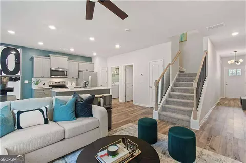 655 Treasure Dr, Stockbridge, GA 30281
