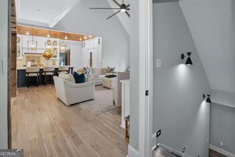 Entry Way - 109 Forest Pointe Dr, Forsyth, GA 31029 photo 7 of 11