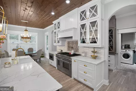 Kitchen - 109 Forest Pointe Dr, Forsyth, GA 31029 photo 6 of 10