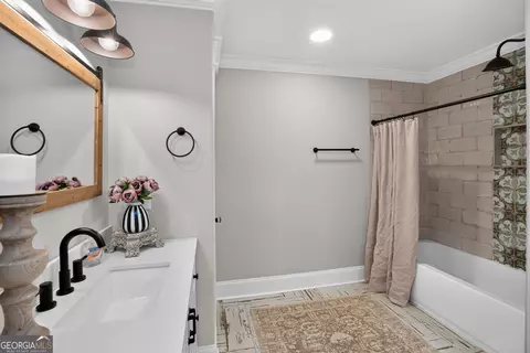 Bath - 109 Forest Pointe Dr, Forsyth, GA 31029 photo 10 of 13