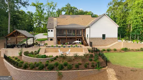 Exterior - 109 Forest Pointe Dr, Forsyth, GA 31029 photo 9 of 18