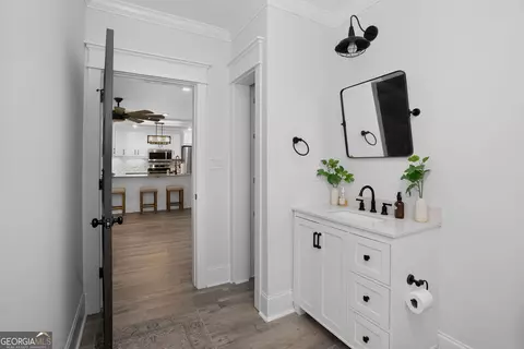 Entry Way - 109 Forest Pointe Dr, Forsyth, GA 31029 photo 1 of 11