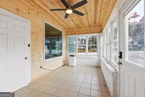 Exterior - 334 E Tugalo St, Toccoa, GA 30577 photo 4 of 12