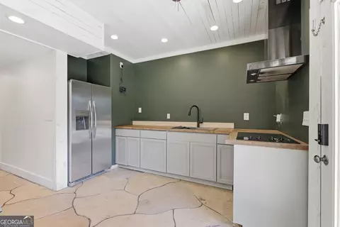 Kitchen - 334 E Tugalo St, Toccoa, GA 30577 photo 9 of 9