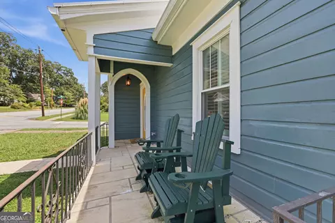 Exterior - 334 E Tugalo St, Toccoa, GA 30577 photo 3 of 12