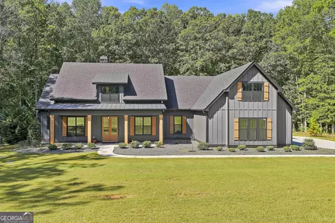 180 Lawshe Farm Dr, Senoia, GA 30276