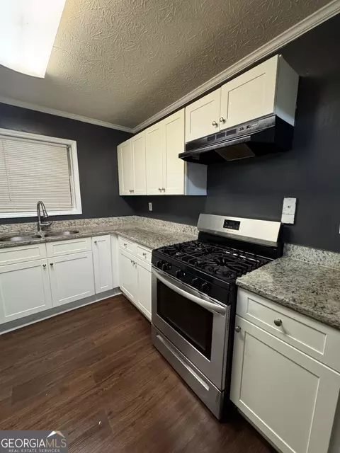 201 Augusta Dr SE, Marietta, GA 30067