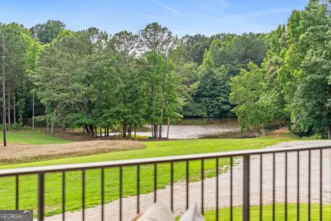 View/Area - 305 A Rolling Acres Ct, Jefferson, GA 30549 photo 3 of 4