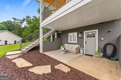 Exterior - 305 A Rolling Acres Ct, Jefferson, GA 30549 photo 14 of 31