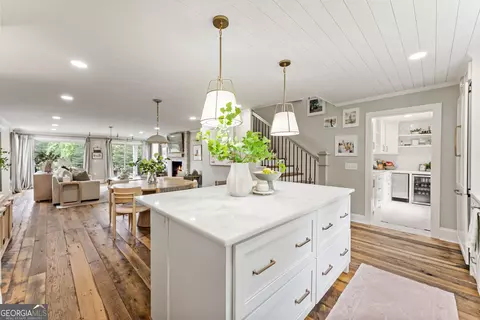 Kitchen - 305 A Rolling Acres Ct, Jefferson, GA 30549 photo 2 of 8