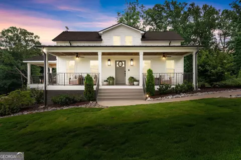 Exterior - 305 A Rolling Acres Ct, Jefferson, GA 30549 photo 2 of 31