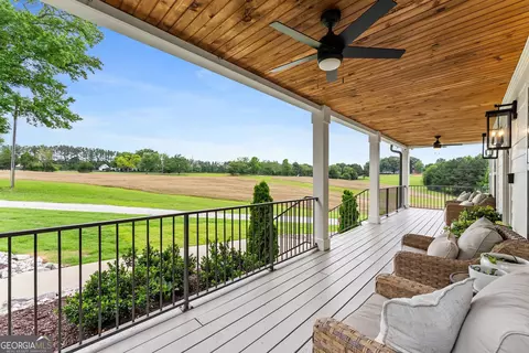 Exterior - 305 A Rolling Acres Ct, Jefferson, GA 30549 photo 27 of 31