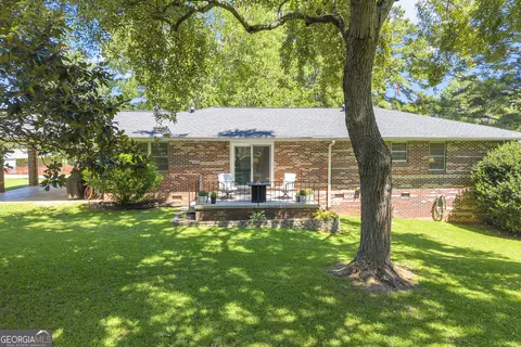 Exterior - 38 Julia Ln, Toccoa, GA 30577 photo 4 of 6