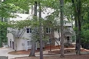 5633 Aven Rd, Marietta, GA 30068