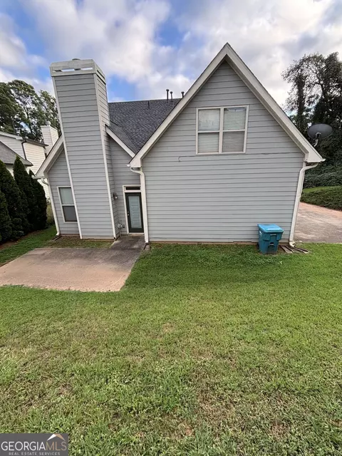 Exterior - 16 Plum Blossom Ln, Hampton, GA 30228 photo 6 of 10