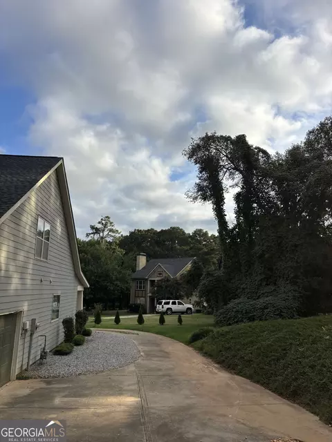 Exterior - 16 Plum Blossom Ln, Hampton, GA 30228 photo 10 of 10