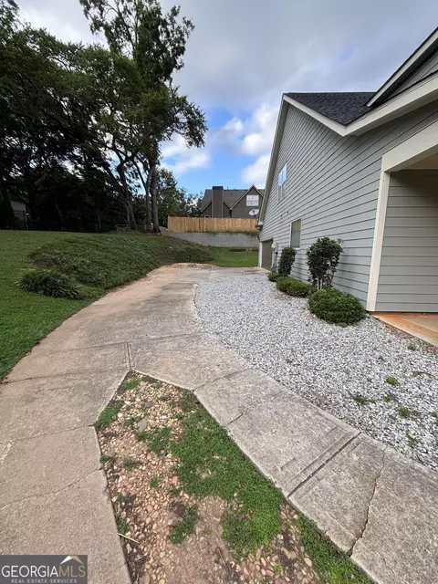 Exterior - 16 Plum Blossom Ln, Hampton, GA 30228 photo 3 of 10
