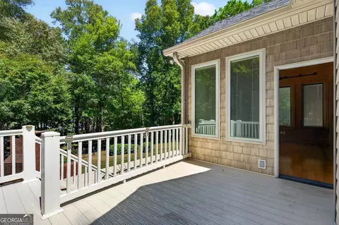 Exterior - 4002 White Oak Ln, Lagrange, GA 30240 photo 8 of 8