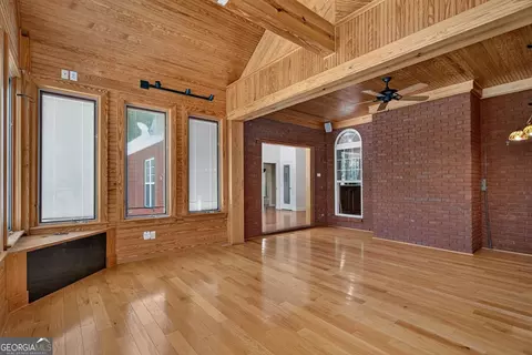 Living - 4002 White Oak Ln, Lagrange, GA 30240 photo 7 of 7