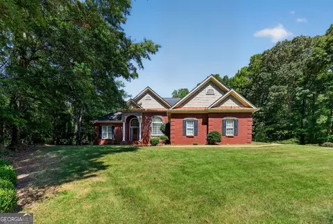 Exterior - 4002 White Oak Ln, Lagrange, GA 30240 photo 2 of 8