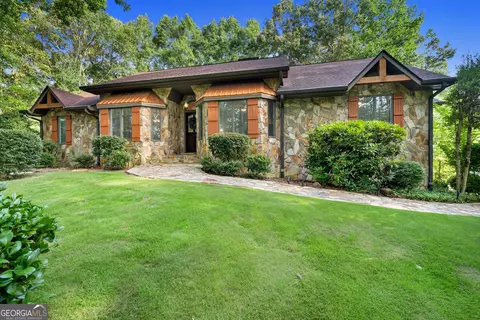 323 N Shores Dr, Westminster, SC 29693