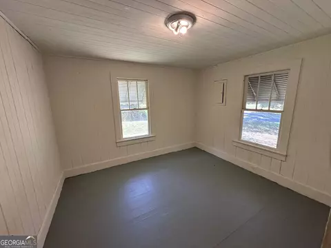 Bedroom - 133 Avon St, Toccoa, GA 30577 photo 2 of 2