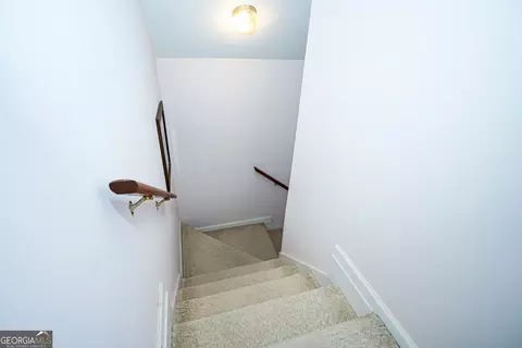 Entry Way - 405 Radcliffe Trce, Covington, GA 30016 photo 10 of 11