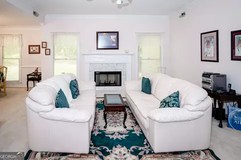 Living - 405 Radcliffe Trce, Covington, GA 30016 photo 1 of 2