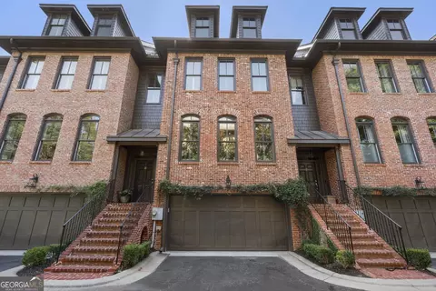 4222 Rickenbacker Dr NE #22, Atlanta, GA 30342