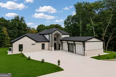 1940 E Bay St, Hoschton, GA 30548