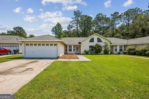 110 Magnolia Ct, Kingsland, GA 31548