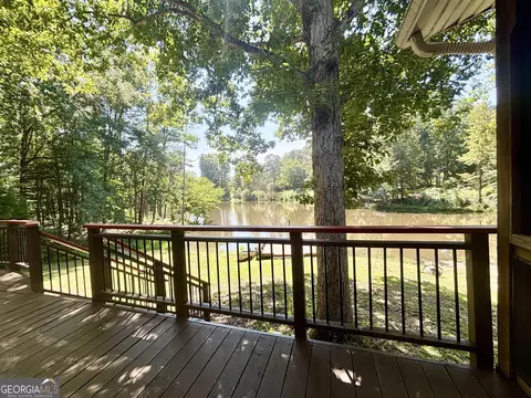 Exterior - 557 Benttree Cir, Toccoa, GA 30577 photo 10 of 13