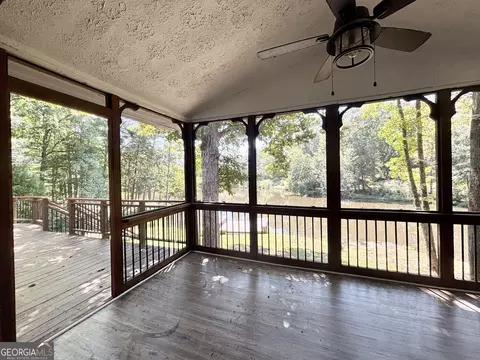 Exterior - 557 Benttree Cir, Toccoa, GA 30577 photo 8 of 13