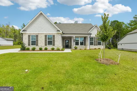 230 Flat Shoal Dr, Bonaire, GA 31005