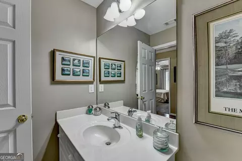 Bath - 4196 Cami Way NE, Buford, GA 30519 photo 8 of 8