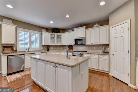 Kitchen - 4196 Cami Way NE, Buford, GA 30519 photo 4 of 10