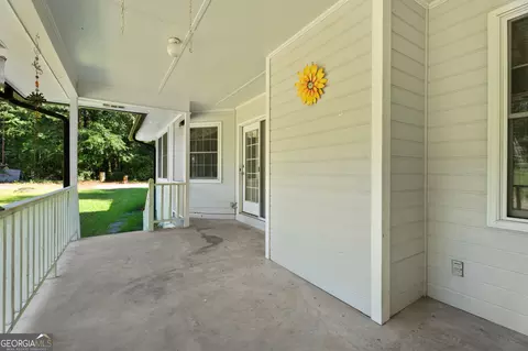Exterior - 735 Chambers Rd, Mcdonough, GA 30253 photo 5 of 9