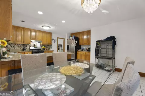 Dining - 735 Chambers Rd, Mcdonough, GA 30253 photo 1 of 1