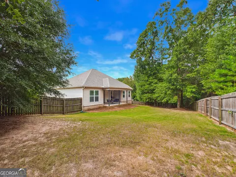 Exterior - 105 Avington Chase, Perry, GA 31069 photo 12 of 14