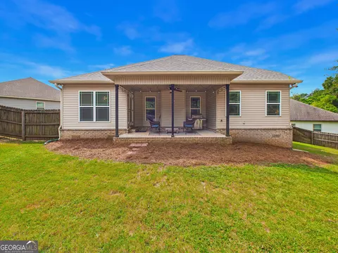 Exterior - 105 Avington Chase, Perry, GA 31069 photo 9 of 14