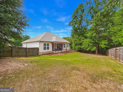 Exterior - 105 Avington Chase, Perry, GA 31069 photo 10 of 14