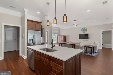 Kitchen - 335 Westminster Dr, Guyton, GA 31312 photo 6 of 7