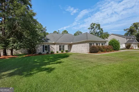 Exterior - 335 Westminster Dr, Guyton, GA 31312 photo 3 of 11