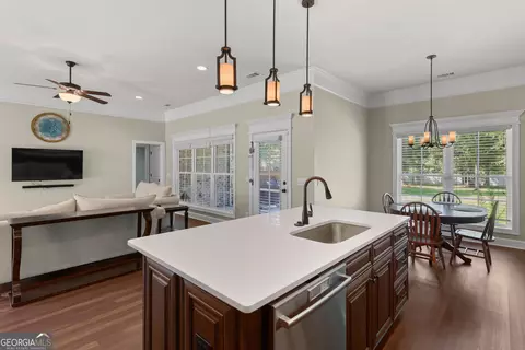 Kitchen - 335 Westminster Dr, Guyton, GA 31312 photo 5 of 7